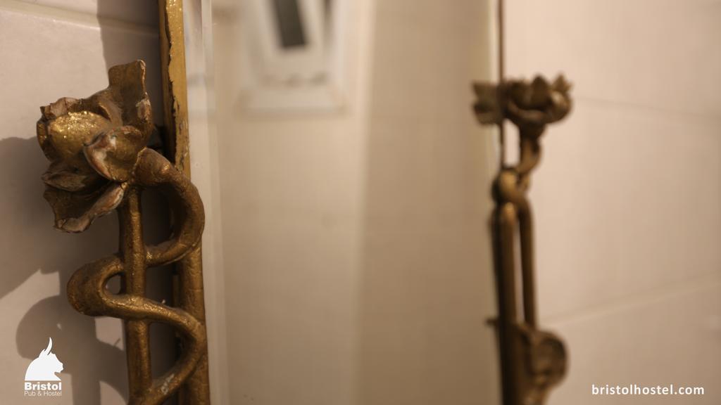 Bristol Hostel 이스탄불 외부 사진
