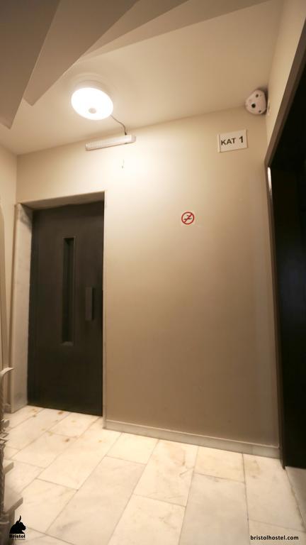 Bristol Hostel 이스탄불 외부 사진